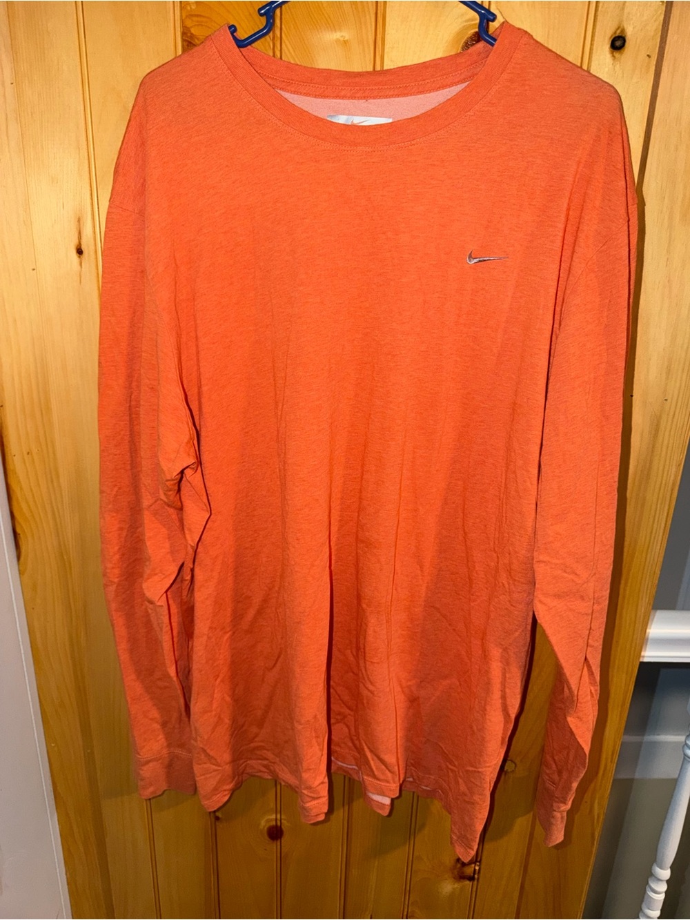 Nike Sportstee Men’s Long Sleeve Crew in Bright Orange with Swoosh-Size XXL Read